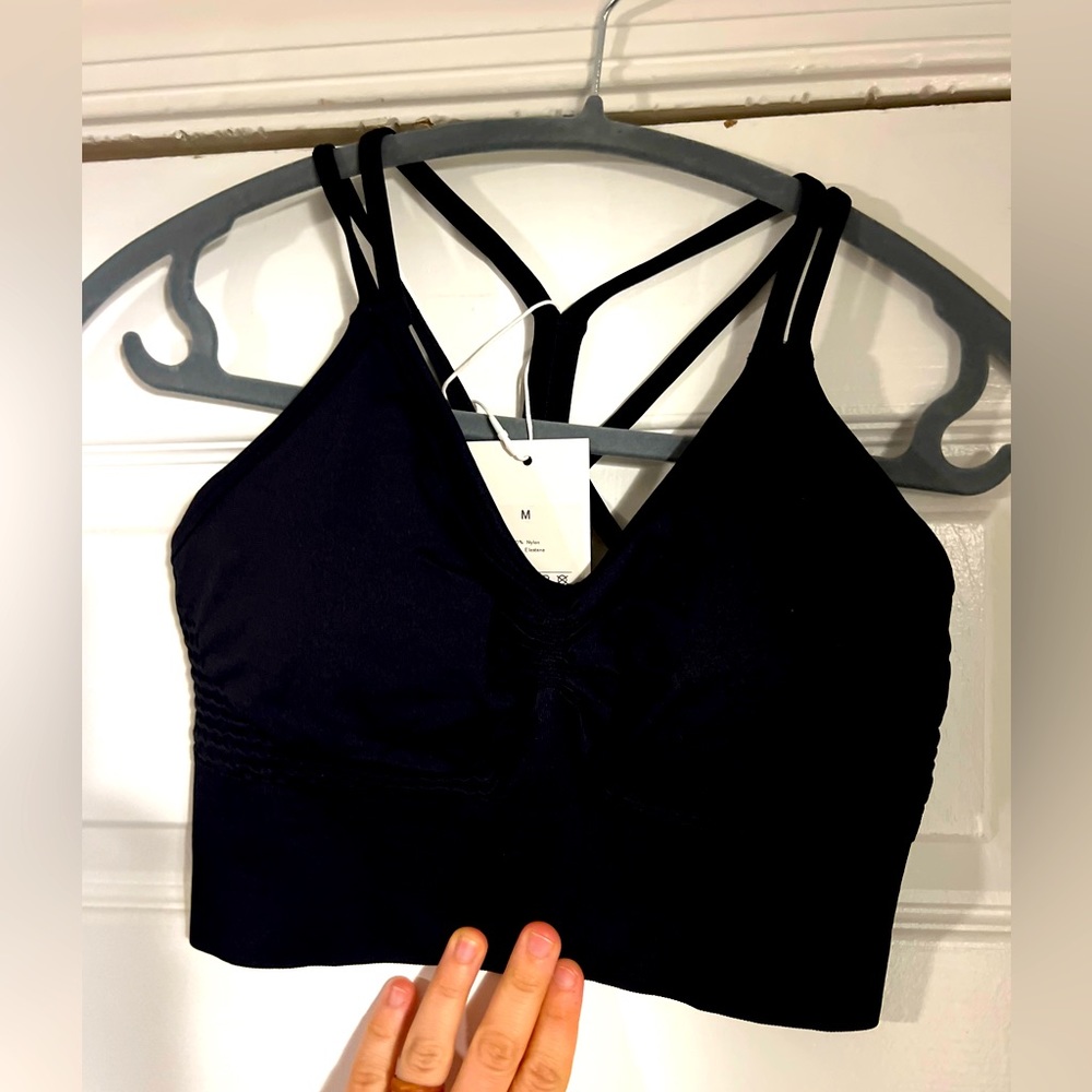 Halara black sports bra top NEW WITH TAGS size medium